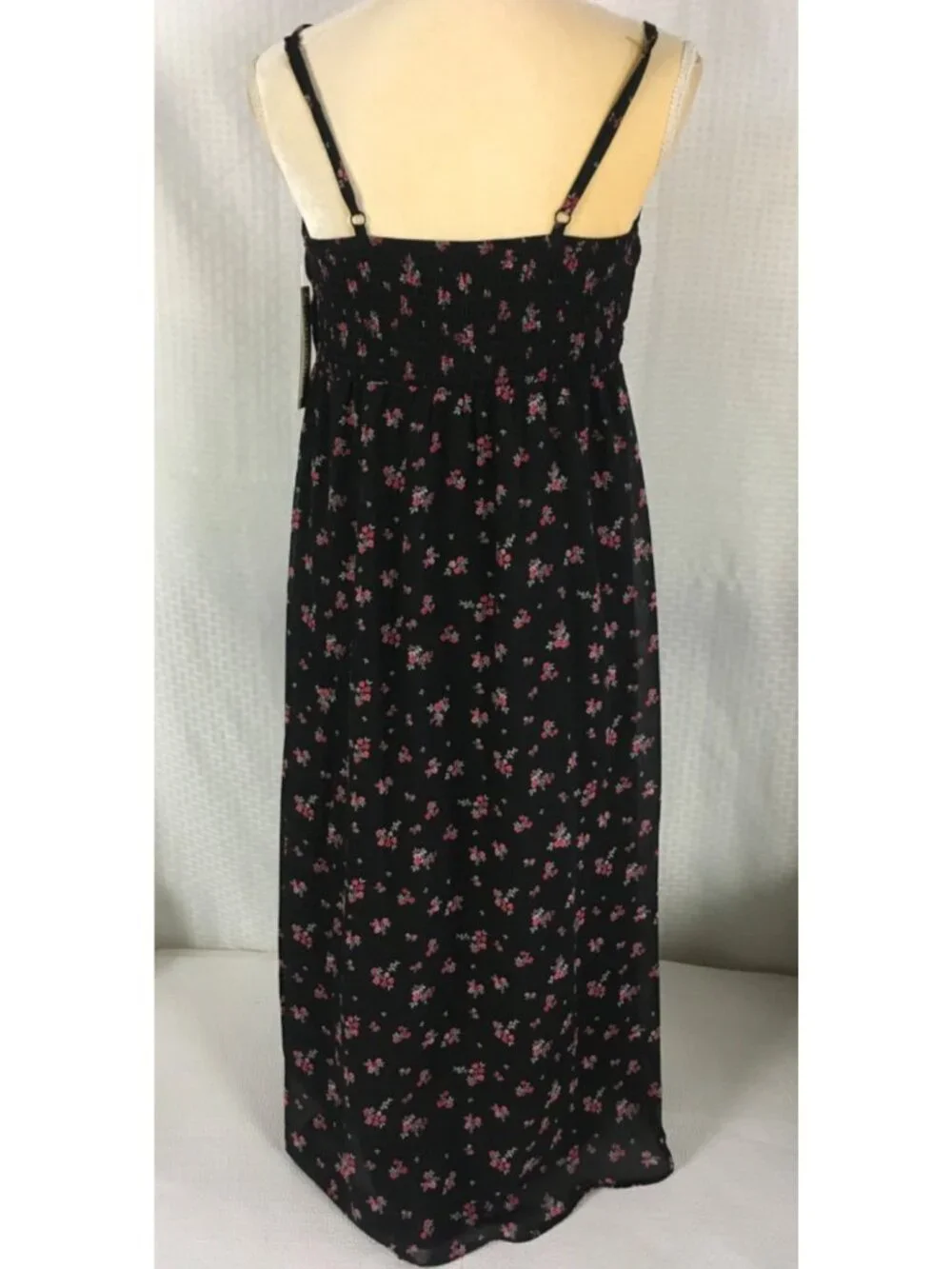 No Boundaries Dress Size M  Black w Pink Red Flowers High Waist Sleeveless New - Picture 4 of 16
